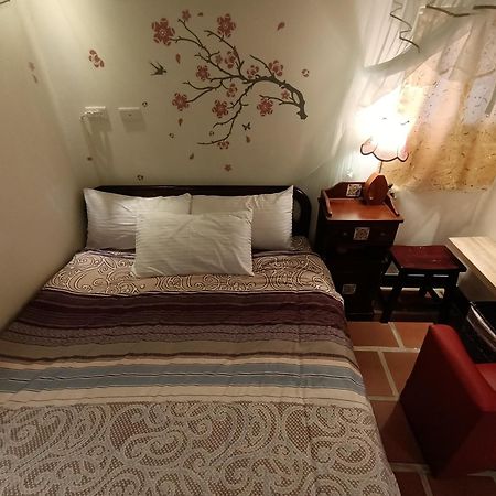 彼岸古厝民宿-包棟優先--Biiann B&B Jinning Extérieur photo