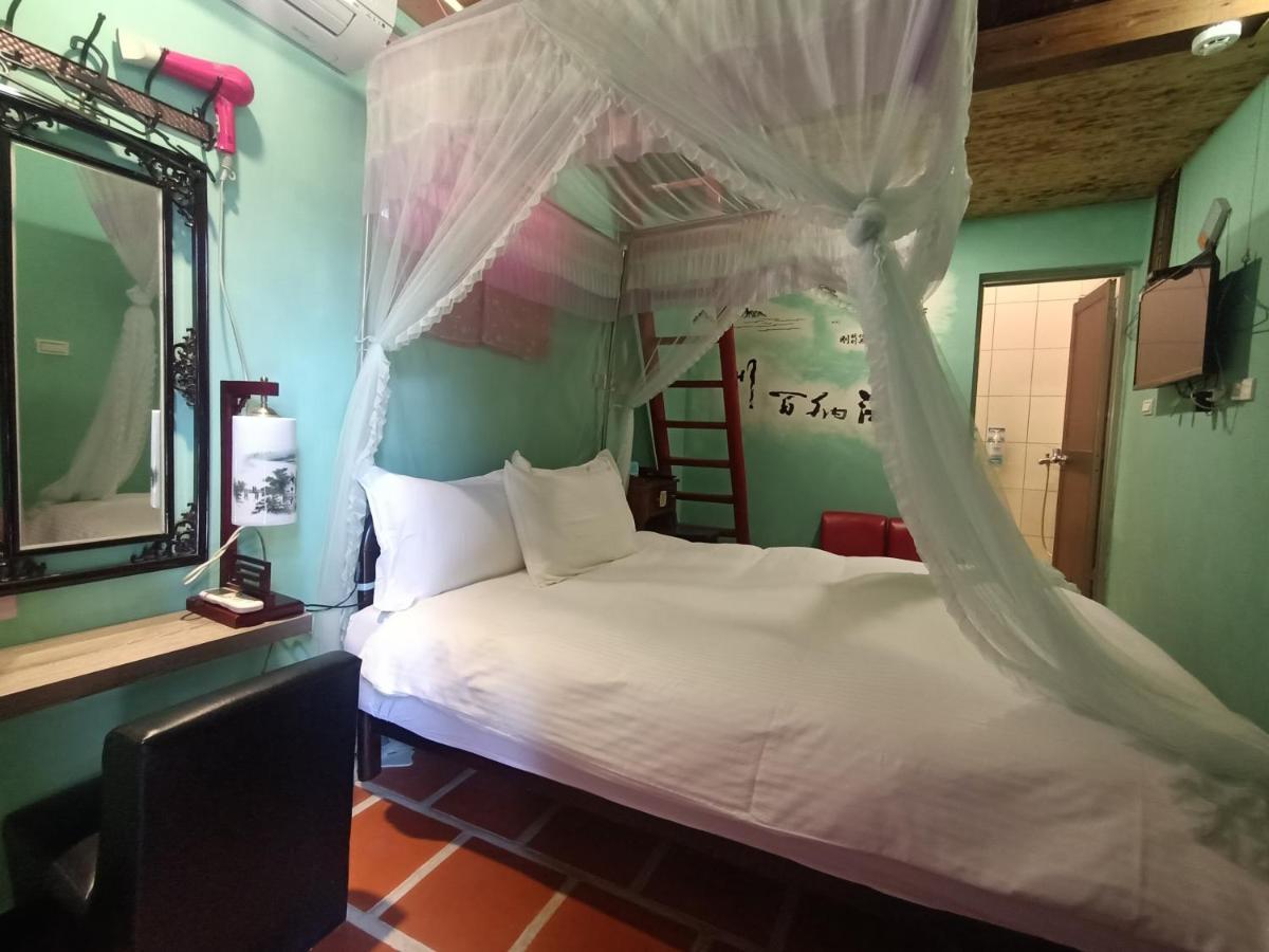 彼岸古厝民宿-包棟優先--Biiann B&B Jinning Extérieur photo