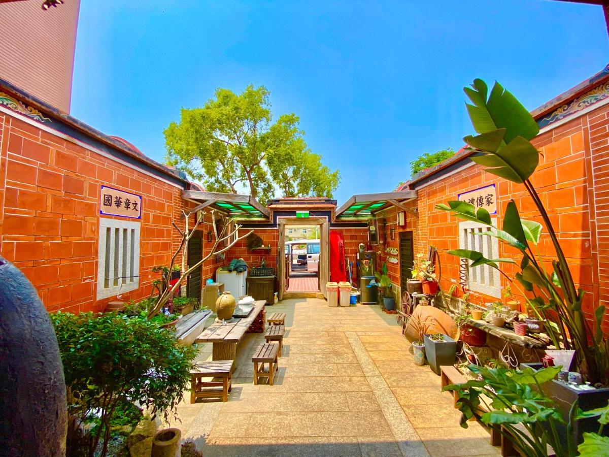 彼岸古厝民宿-包棟優先--Biiann B&B Jinning Extérieur photo
