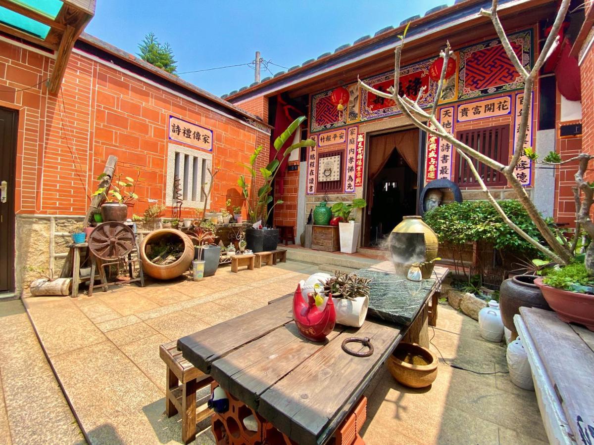 彼岸古厝民宿-包棟優先--Biiann B&B Jinning Extérieur photo